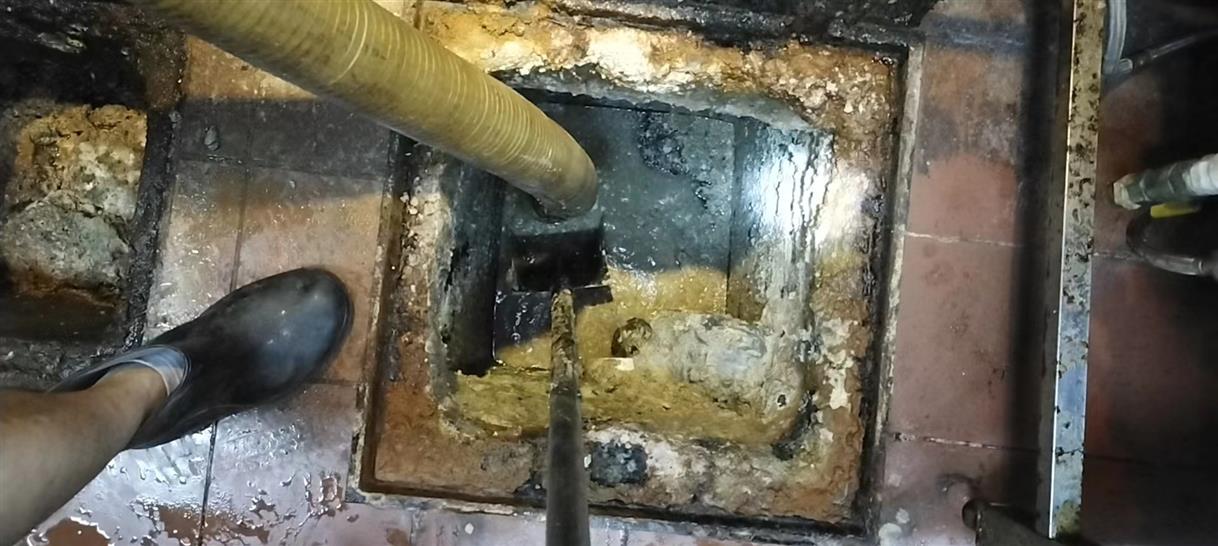 仪征污水池清理一般都有毒气，怎么预防中毒呢？